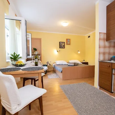 Apartment Apartmens Egle