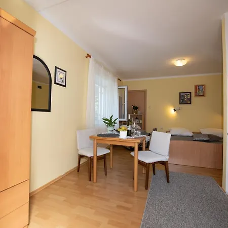Apartment Apartmens Egle
